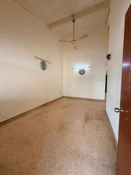 1-storey Terraced House for Sale in Taman Perling (Perling) - Iden Tan - Interior - PropertyGuru.com.my