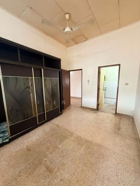1-storey Terraced House for Sale in Taman Perling (Perling) - Iden Tan - Interior - PropertyGuru.com.my