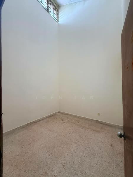 1-storey Terraced House for Sale in Taman Perling (Perling) - Iden Tan - Interior - PropertyGuru.com.my