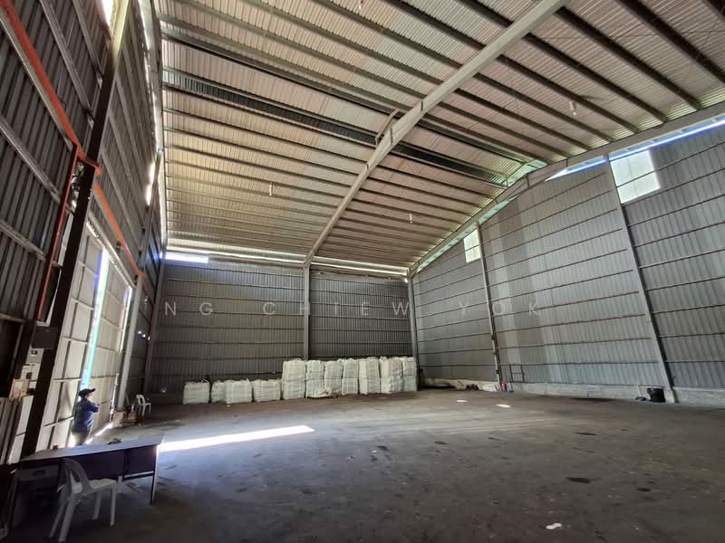 Warehouse for Rent in Sepanggar Kkip (Kota Kinabalu) - Ng Chiew Yok - Interior - PropertyGuru.com.my