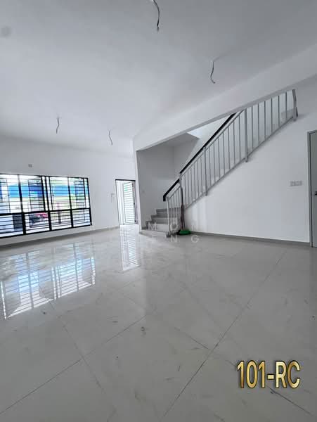 2-storey Terraced House for Sale in Setia Utama (Setia Alam) - Raymond Cheng - Interior - PropertyGuru.com.my
