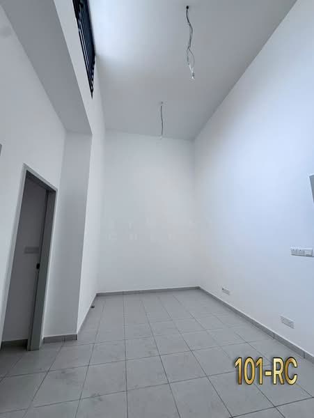 2-storey Terraced House for Sale in Setia Utama (Setia Alam) - Raymond Cheng - Interior - PropertyGuru.com.my