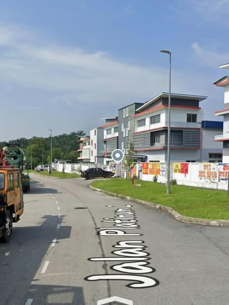 Semi-D Factory for Rent in Rawang (Selangor) - Ethan Chong - Exterior - PropertyGuru.com.my