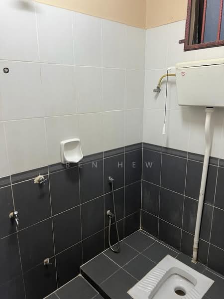 Rumah Teres 2 Tingkat untuk Dijual di Bayan Baru (Penang) - Ben Hew - Bathroom - PropertyGuru.com.my