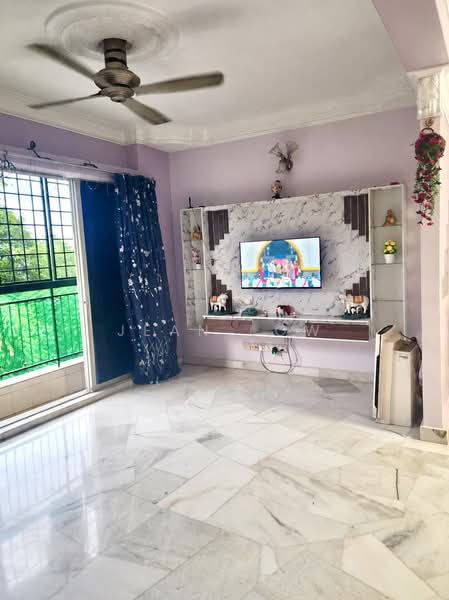 Pangsapuri untuk Dijual di Vista Lavender - Jean Low - Living Room - PropertyGuru.com.my