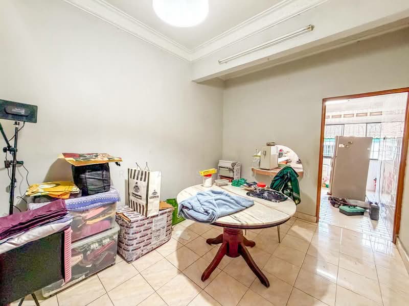 1-storey Terraced House for Sale in Taman Lucky (Bangsar) - Firdaus Husin - PropertyGuru.com.my