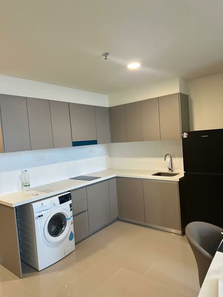 Service Residence for Sale at 8th & Stellar - Jaycie Hew - Kitchen - PropertyGuru.com.my
