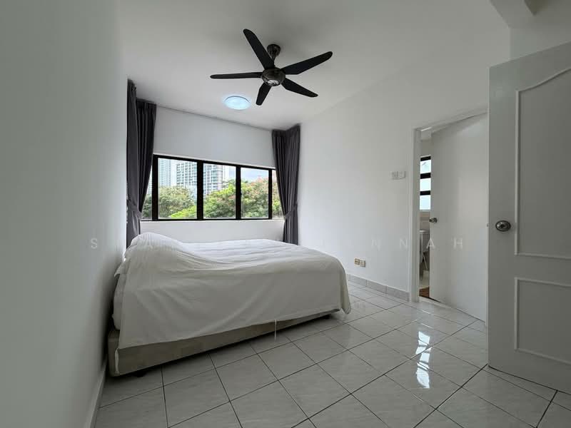 Kondominium untuk Dijual di Sunway Sutera Condominium - Sharifah Jannah - Bedroom - PropertyGuru.com.my