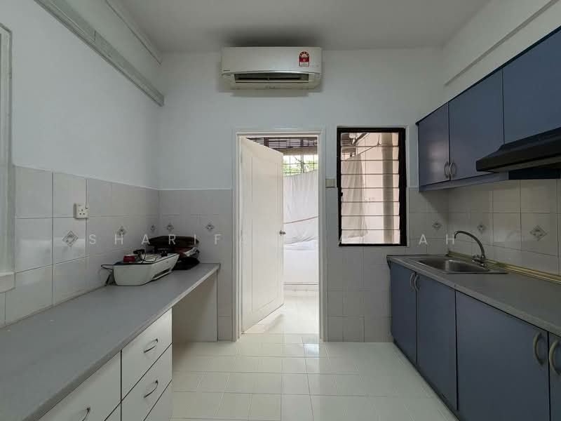 Kondominium untuk Dijual di Sunway Sutera Condominium - Sharifah Jannah - Kitchen - PropertyGuru.com.my