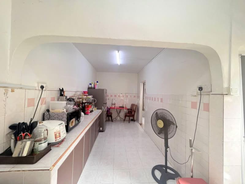 Rumah Teres 2 Tingkat untuk Dijual di Balakong (Cheras) - Mohd Khairul Amilin - Kitchen - PropertyGuru.com.my