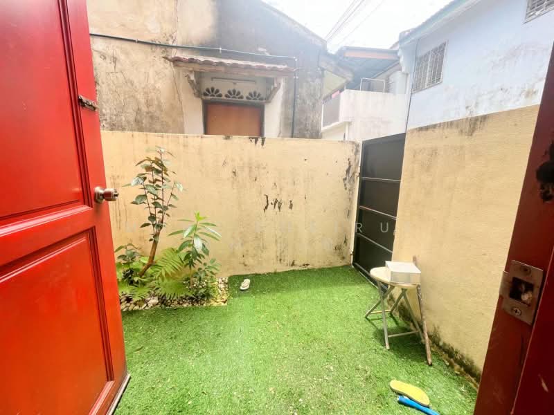 Rumah Teres 2 Tingkat untuk Dijual di Balakong (Cheras) - Mohd Khairul Amilin - Exterior - PropertyGuru.com.my
