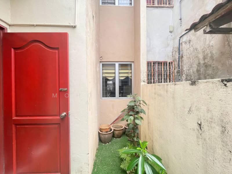 Rumah Teres 2 Tingkat untuk Dijual di Balakong (Cheras) - Mohd Khairul Amilin - Exterior - PropertyGuru.com.my