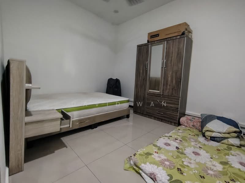 1-storey Terraced House for Sale in Seri Kembangan (Selangor) - David Wan - Bedroom - PropertyGuru.com.my