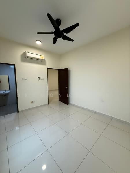 Service Residence for Sale at Suria Putra - Desmond Tang - Interior - PropertyGuru.com.my