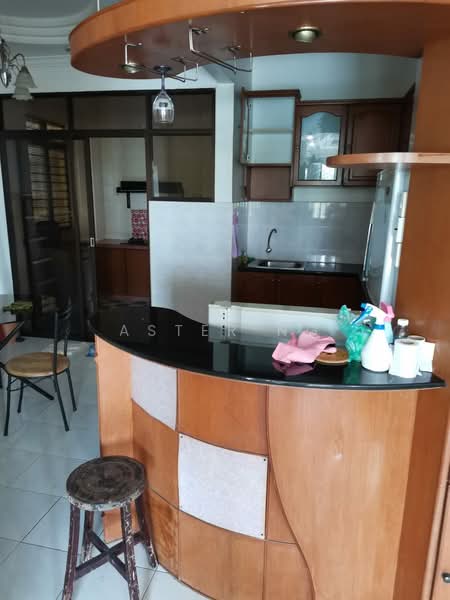 Kondominium untuk Dijual di Grand View - Aster Ng - Kitchen - PropertyGuru.com.my