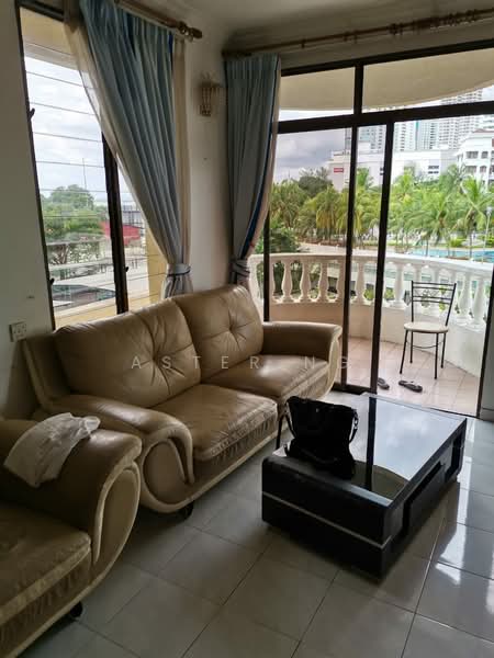 Kondominium untuk Dijual di Grand View - Aster Ng - Living Room - PropertyGuru.com.my