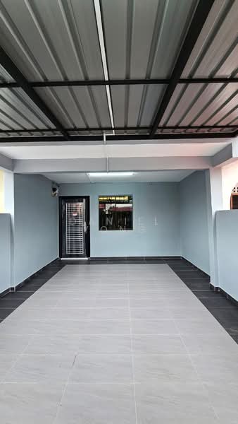 2-storey Terraced House for Sale in Taman Johor Jaya (Johor Bahru) - Daniel Yong - Entrance - PropertyGuru.com.my