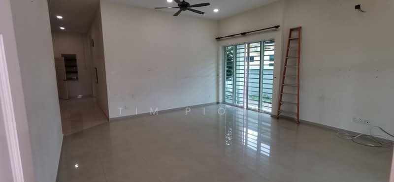 Semi-Detached House for Sale in Taman Paya Rumput Indah (Paya Rumput) - Tim Piong - Living Room - PropertyGuru.com.my
