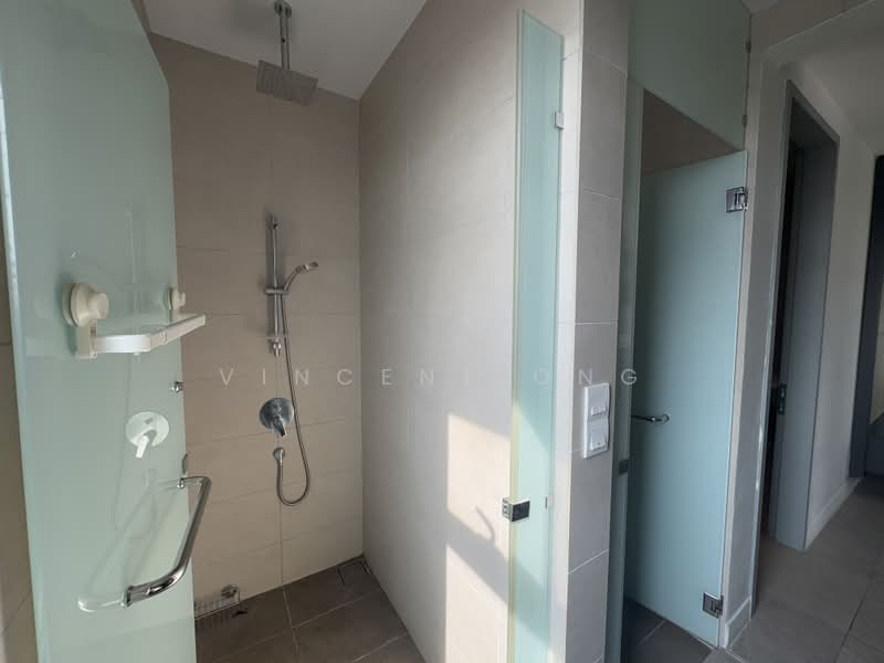 Servis Apartment untuk Dijual di Union Suites - Vincent Ong - Bathroom - PropertyGuru.com.my