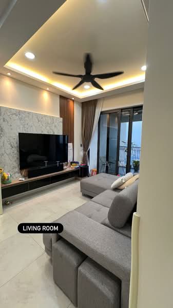 Servis Apartment untuk Dijual di The Goodwood Residence - TT Chan - Living Room - PropertyGuru.com.my