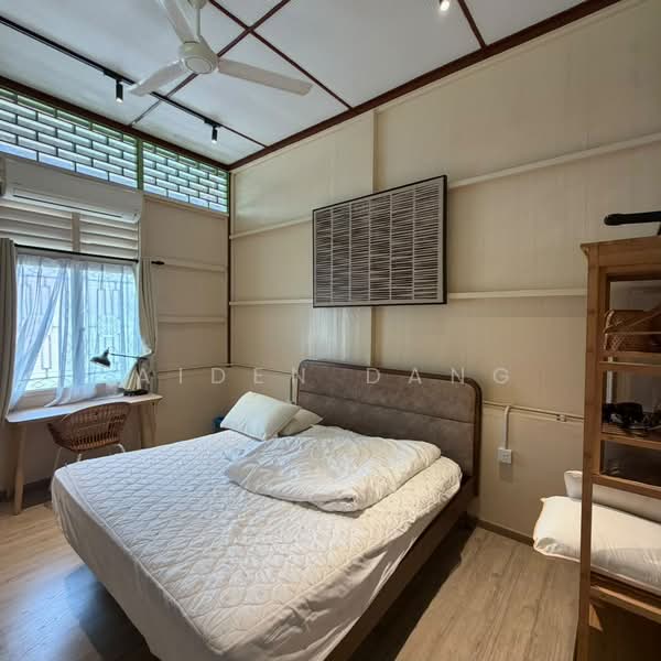 Rumah Banglo untuk Dijual di Kampung Sungai Jarom (Jenjarom) - Aiden Dang - Bedroom - PropertyGuru.com.my