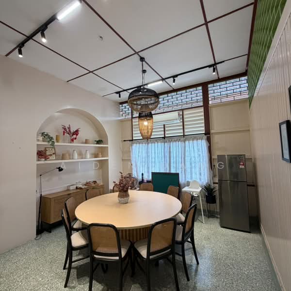 Rumah Banglo untuk Dijual di Kampung Sungai Jarom (Jenjarom) - Aiden Dang - Dining Room - PropertyGuru.com.my