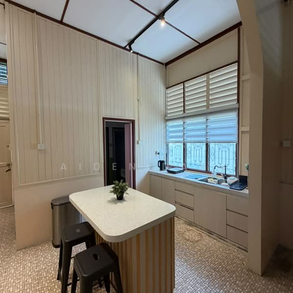 Rumah Banglo untuk Dijual di Kampung Sungai Jarom (Jenjarom) - Aiden Dang - Kitchen - PropertyGuru.com.my