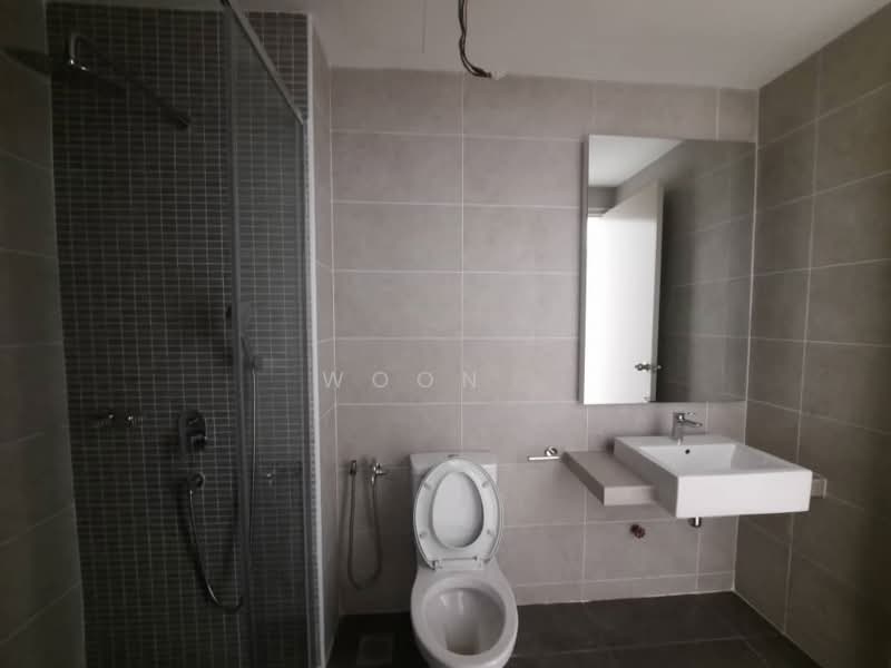 Servis Apartment untuk Dijual di Bali Residences - Woon . - Bathroom - PropertyGuru.com.my
