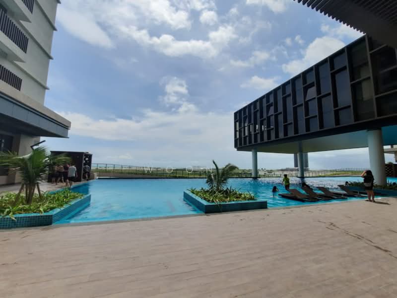 Servis Apartment untuk Dijual di Bali Residences - Woon . - Pool - PropertyGuru.com.my
