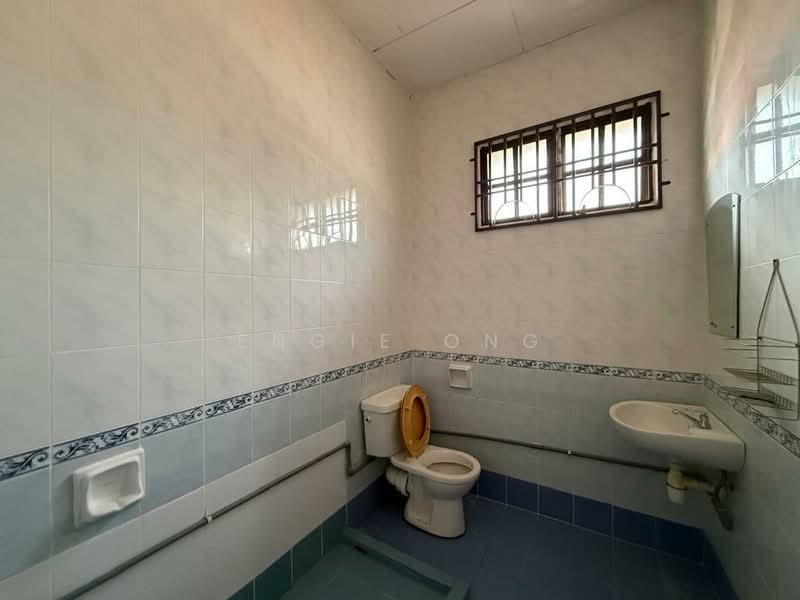 Rumah Berkembar untuk Disewa di Ayer Itam (Penang) - Engie Ong - Bathroom - PropertyGuru.com.my