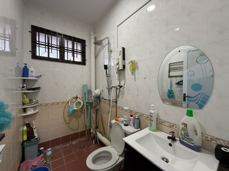 Rumah Berkembar untuk Disewa di Ayer Itam (Penang) - Engie Ong - Bathroom - PropertyGuru.com.my