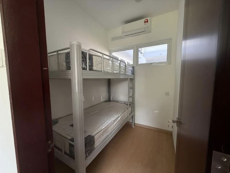 Bungalow for Rent in Dhoby Ghaut (George Town) - Lilly . - Bedroom - PropertyGuru.com.my
