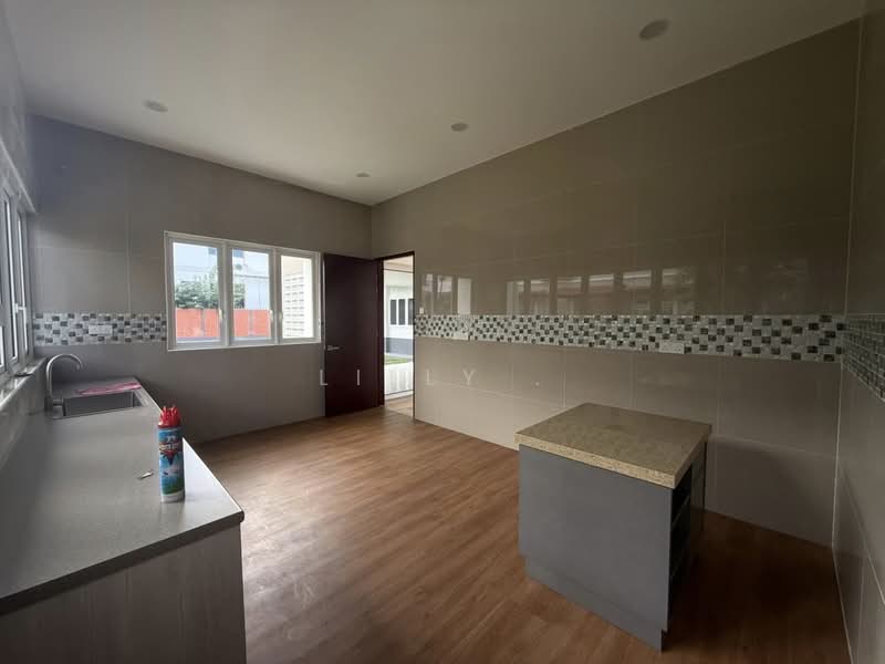 Bungalow for Rent in Dhoby Ghaut (George Town) - Lilly . - Kitchen - PropertyGuru.com.my