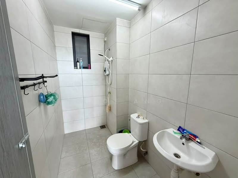Condominium for Sale at 1 City - Chloe Ang - Bathroom - PropertyGuru.com.my