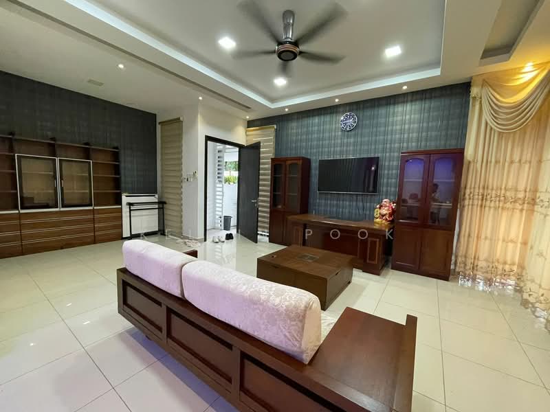 Rumah Berkembar untuk Dijual di Taman Jenderam Harmoni (Dengkil) - Kelvin Pook - Living Room - PropertyGuru.com.my