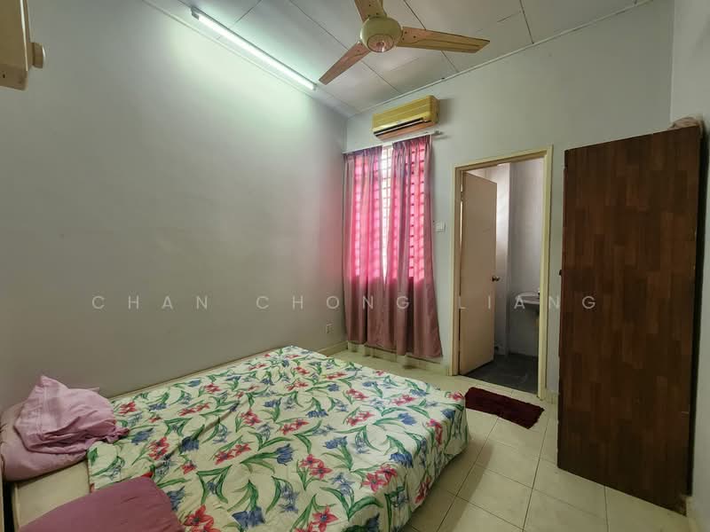 2-storey Terraced House for Sale in Bandar Bukit Puchong (Puchong) - Chan Chong Liang - Bedroom - PropertyGuru.com.my