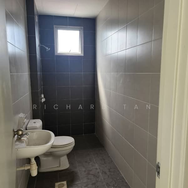 Service Residence for Sale at BSP 21 - Richard Tan - Bathroom - PropertyGuru.com.my