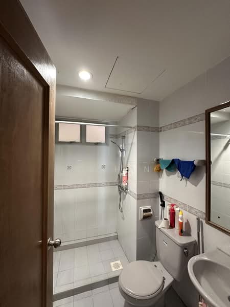 Condominium for Sale at Ocean Palms Condominium - NS Han - PropertyGuru.com.my