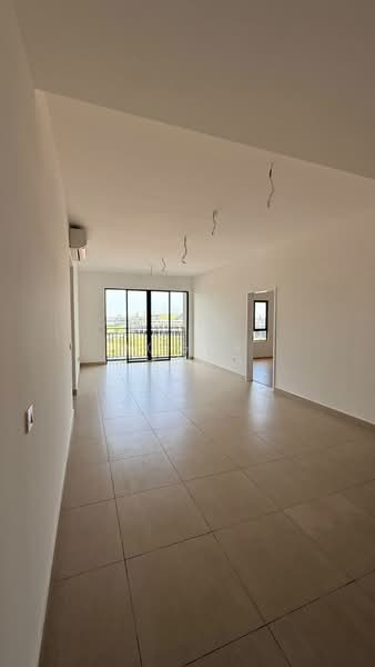 Kondominium untuk Disewa di Tuai Timur - Roger Phang - Living Room - PropertyGuru.com.my