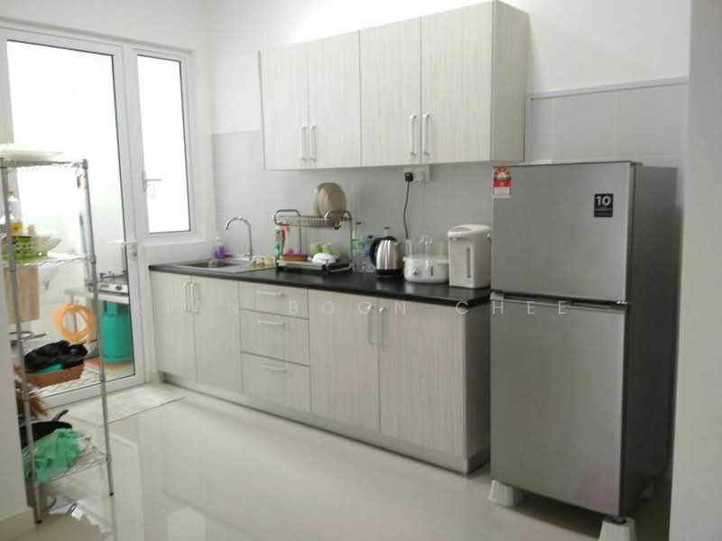 Condominium for Rent at Scenaria @ North Kiara Hills - Kian Boon Chee - Kitchen - PropertyGuru.com.my