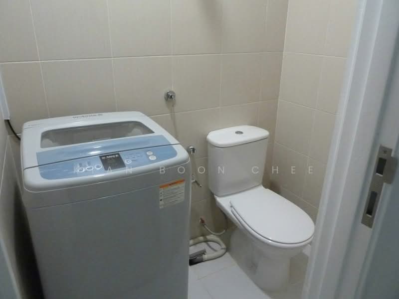 Condominium for Rent at Scenaria @ North Kiara Hills - Kian Boon Chee - Bathroom - PropertyGuru.com.my