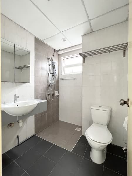 Condominium for Sale at Sterling - Yvonne Quah - Bathroom - PropertyGuru.com.my