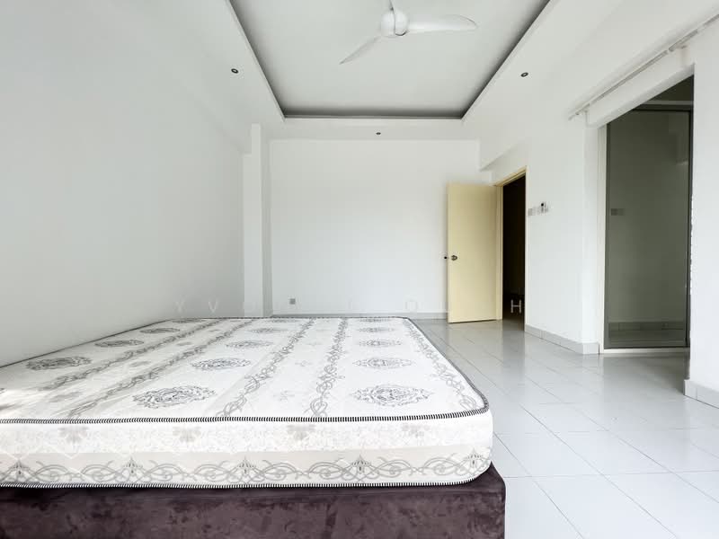 Condominium for Sale at Sterling - Yvonne Quah - Bedroom - PropertyGuru.com.my