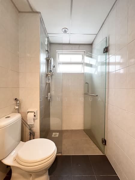 Condominium for Sale at Sterling - Yvonne Quah - Bathroom - PropertyGuru.com.my