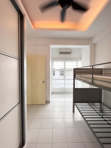 Condominium for Sale at Sterling - Yvonne Quah - Bedroom - PropertyGuru.com.my