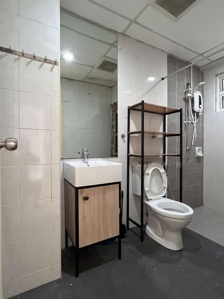 Condominium for Sale at Sterling - Yvonne Quah - Bathroom - PropertyGuru.com.my