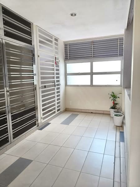 Pangsapuri untuk Dijual di Horizon Residence (Dwi Mutiara) - Jin Teok - Balcony - PropertyGuru.com.my