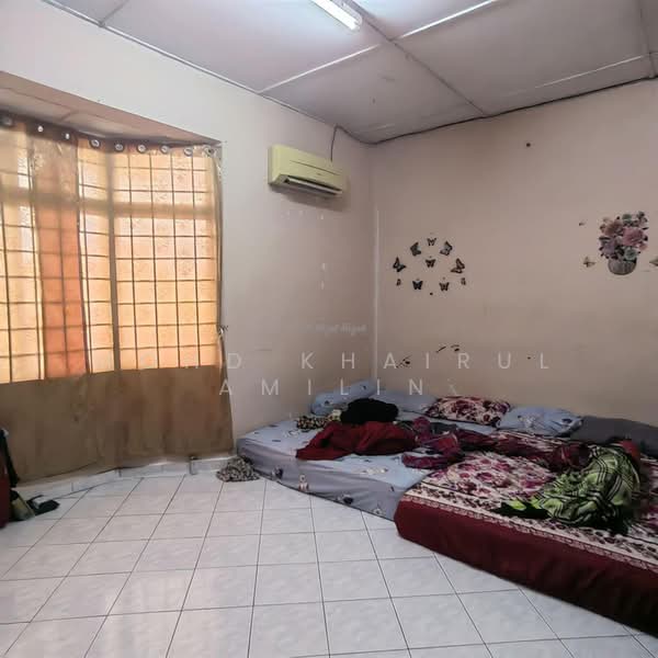 Rumah Teres 2 Tingkat untuk Dijual di Bandar Rinching Seksyen 5 (Semenyih) - Mohd Khairul Amilin - Bedroom - PropertyGuru.com.my
