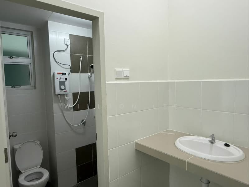 Condominium for Rent at Royale Infinity - Willson Lee - Bathroom - PropertyGuru.com.my