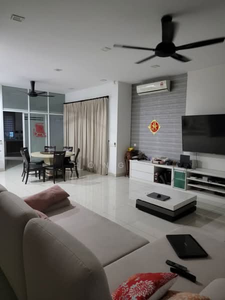 Rumah Berkembar untuk Dijual di Setia Greens (Bayan Lepas) - Hong . - Living Room - PropertyGuru.com.my